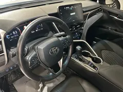 2022 Toyota Camry 2.5S Knight, белый — фото 5