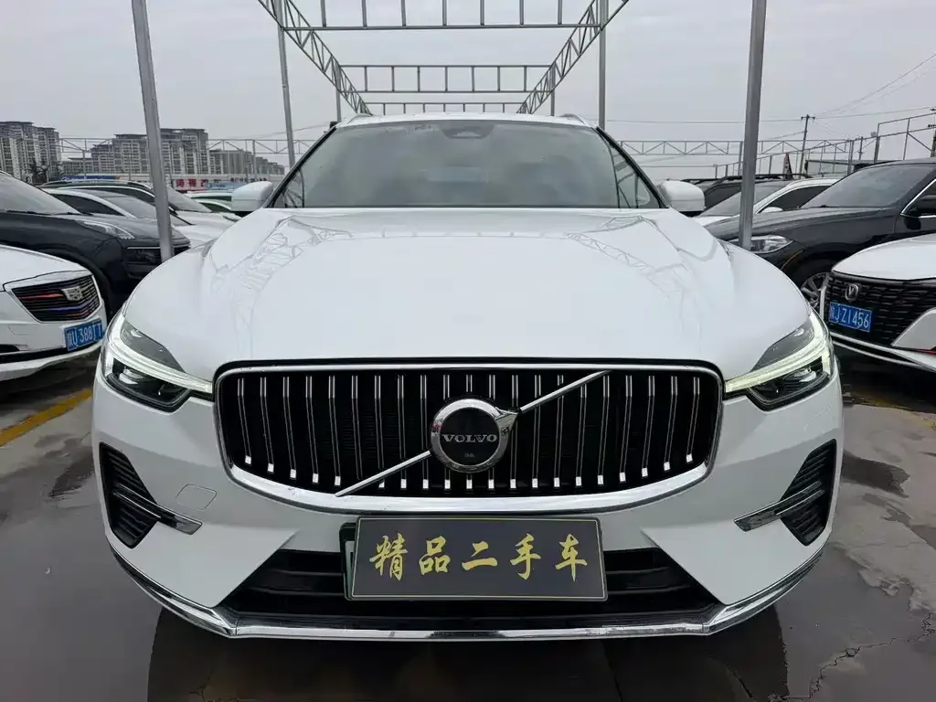 2022 Volvo XC60 T8 PHEV 4WD Luxury