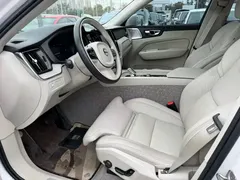 2022 Volvo XC60 T8 PHEV 4WD Luxury, белый — фото 2