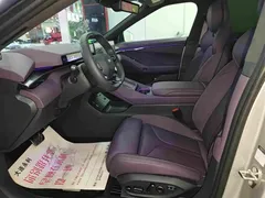 2025 Xpeng P7 750 4WD High Performance Ultra — фото 4