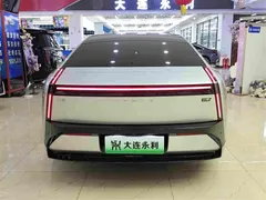 2025 Xpeng P7 750 4WD High Performance Ultra — фото 15