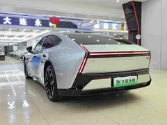 2025 Xpeng P7 750 4WD High Performance Ultra — фото 16