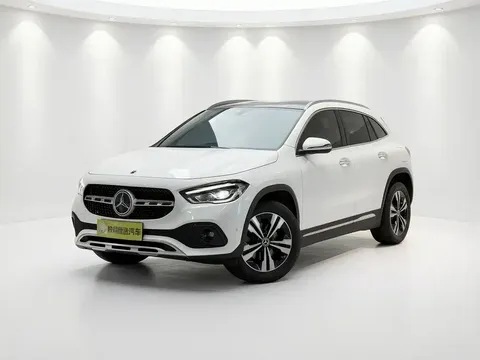 2022 Mercedes-Benz GLA 200