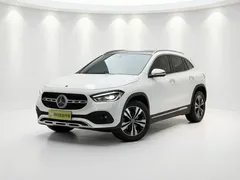 2022 Mercedes-Benz GLA 200, белый — фото 1