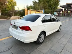 2021 Volkswagen Santana 1.5L MT Fashion, белый — фото 4