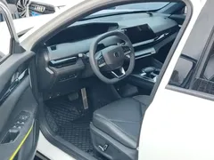 2022 Changan UNI-V 1.5T Sport, белый — фото 6