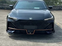 2022 Changan UNI-V 1.5T Sport, чёрный — фото 2