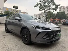 2025 BYD Qin PLUS DM-i PHEV Smart Driving 55km Leading — фото 3