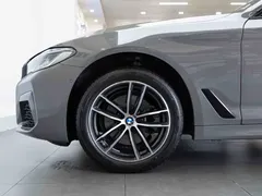 2022 BMW 5 Series 525i M Sport Package — фото 9