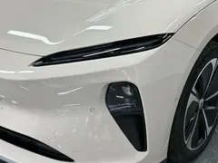 2024 Nio ET5T 75kWh Touring — фото 7