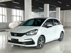 2022 Honda Fit 1.5L CVT Sunroof, белый — фото 1
