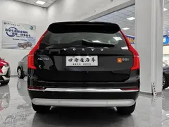 2022 Volvo XC90 B5 Luxury 5-seat, чёрный — фото 6