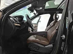 2022 Volvo XC90 B5 Luxury 5-seat, чёрный — фото 11