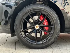 2022 Porsche Macan 2.0T, чёрный — фото 8