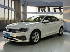 2021 Volkswagen Lamando 230TSI DSG Fashion, белый — фото 1