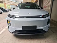 2027 Leapmotor C16 EV 630 LiDAR Premium 6-seat — фото 2