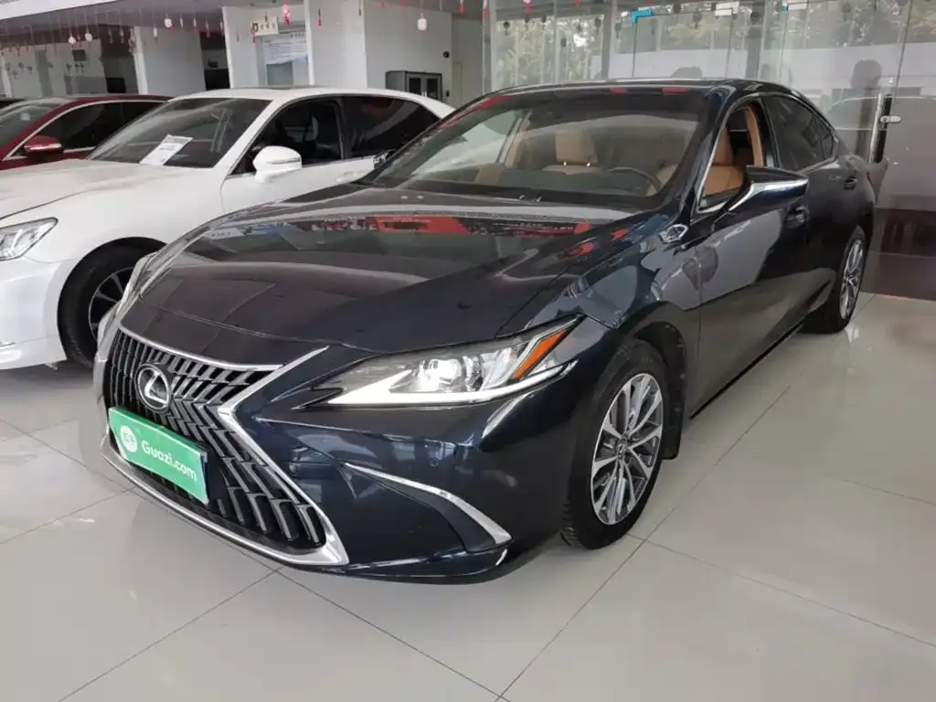 2021 Lexus ES 200 Excellence