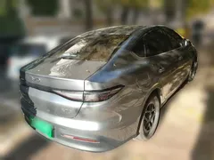 2025 BYD Seal 05 PHEV DM-i Smart Drive 55km Luxury — фото 6