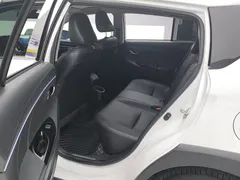 2022 Toyota Yaris L Zhixuan X 1.5L CVT Luxury Plus, белый — фото 11