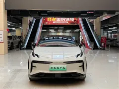 2025 Zeekr X 5 seats Long Range, белый — фото 2