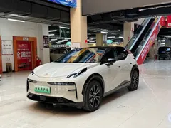 2025 Zeekr X 5 seats Long Range, белый — фото 4