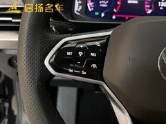 2022 Volkswagen Passat 330TSI Luxury, чёрный — фото 12