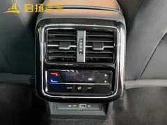 2022 Volkswagen Passat 330TSI Luxury, чёрный — фото 17