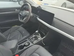 2023 Volkswagen Lavida 300TSI DSG, белый — фото 3