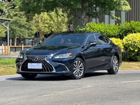 2022 Lexus ES 200 Excellence
