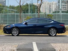 2022 Lexus ES 200 Excellence, синий — фото 3