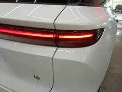 2025 Li Auto i6 4WD Standard, белый — фото 8
