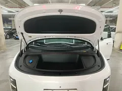 2025 Li Auto i6 4WD Standard, белый — фото 20