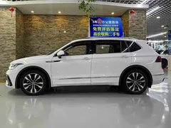 2023 Volkswagen Tiguan L 330TSI AT 2WD R-Line, белый — фото 3