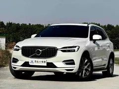 2021 Volvo XC60 4WD Luxury, белый — фото 1