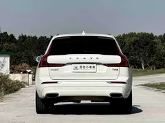 2021 Volvo XC60 4WD Luxury, белый — фото 5