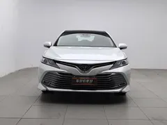 2019 Toyota Camry Hybrid 2.5HG Luxury, белый — фото 3