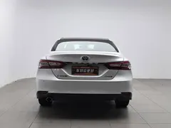 2019 Toyota Camry Hybrid 2.5HG Luxury, белый — фото 4