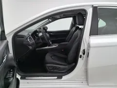 2019 Toyota Camry Hybrid 2.5HG Luxury, белый — фото 10