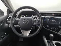 2019 Toyota Camry Hybrid 2.5HG Luxury, белый — фото 11