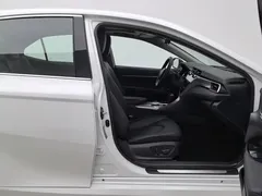 2019 Toyota Camry Hybrid 2.5HG Luxury, белый — фото 23