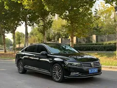 2020 Volkswagen Magotan 330TSI DSG Luxury, чёрный — фото 3