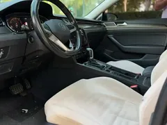 2020 Volkswagen Magotan 330TSI DSG Luxury, чёрный — фото 4