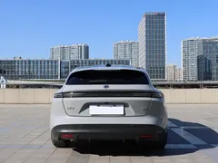 2024 Nio ET5T 75kWh Touring — фото 6