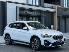 2022 BMW X1 Premium, белый — фото 3