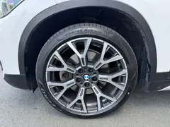 2022 BMW X1 Premium, белый — фото 16
