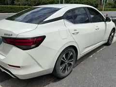 2021 Nissan Sylphy 1.6L XL CVT, белый — фото 7