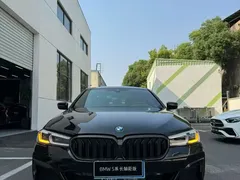 2023 BMW 5 Series 530Li Premium M Sport Package, чёрный — фото 3