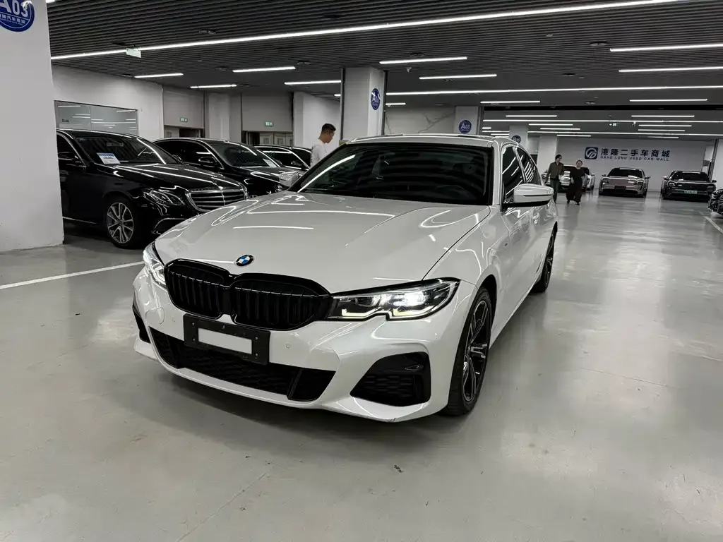 2022 BMW 3 Series 325i M Sport Night Package