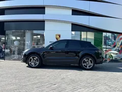 2022 Porsche Macan 2.0T, чёрный — фото 4