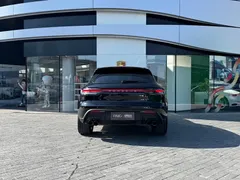 2022 Porsche Macan 2.0T, чёрный — фото 7